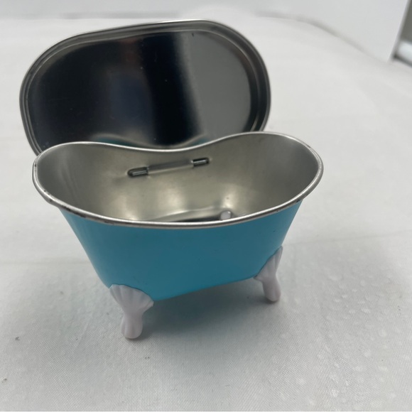 Y2K Bath & Body Works Bathtub Tin - Picture 5 of 5